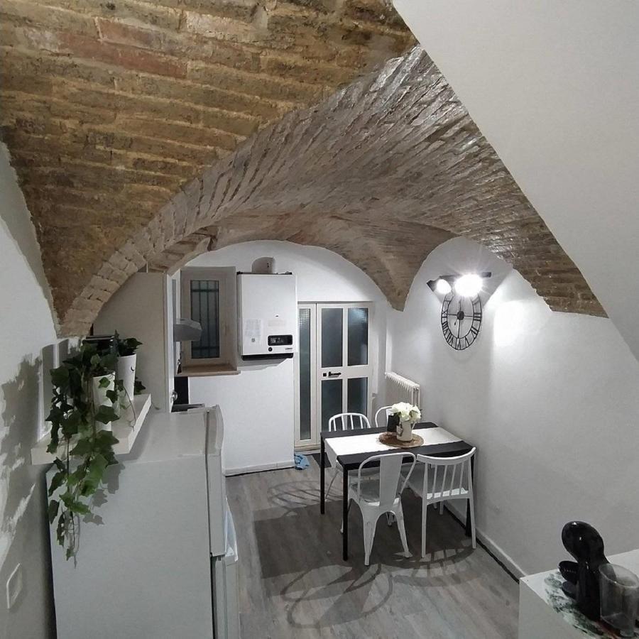 Ferienwohnung Casa In Centro Storico Vista Gran Sasso Atri Exterior foto