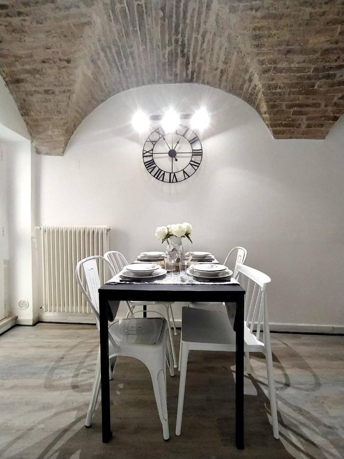 Ferienwohnung Casa In Centro Storico Vista Gran Sasso Atri Exterior foto