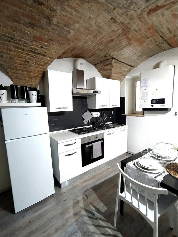 Ferienwohnung Casa In Centro Storico Vista Gran Sasso Atri Exterior foto