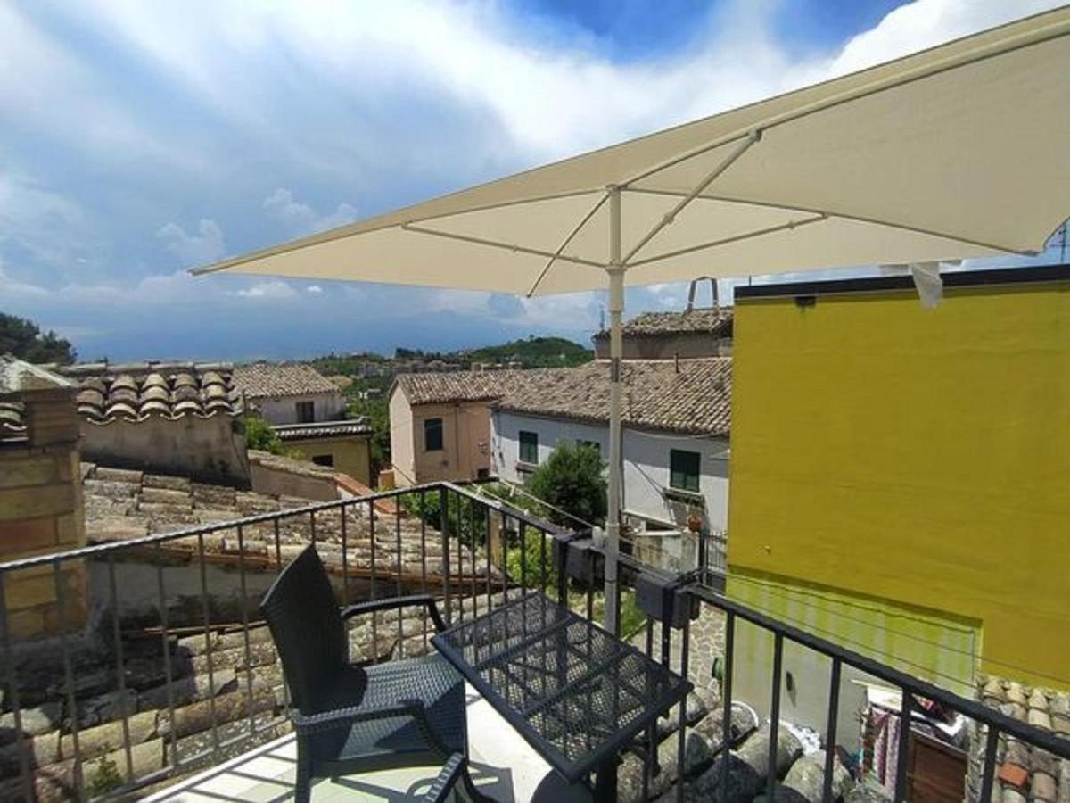 Ferienwohnung Casa In Centro Storico Vista Gran Sasso Atri Exterior foto